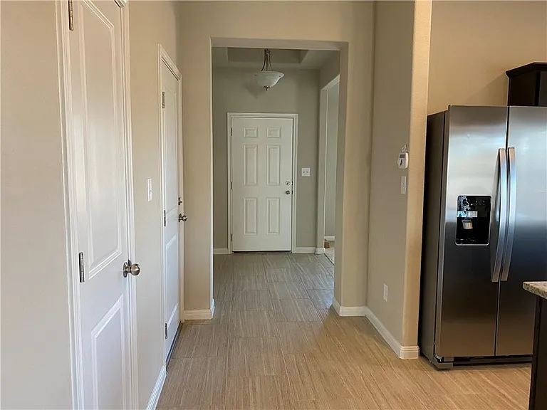 510 Marklawn Ln — Photo 2