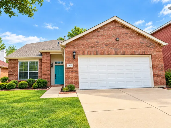 12621 Black Cherry Ln, Euless, TX 76040
