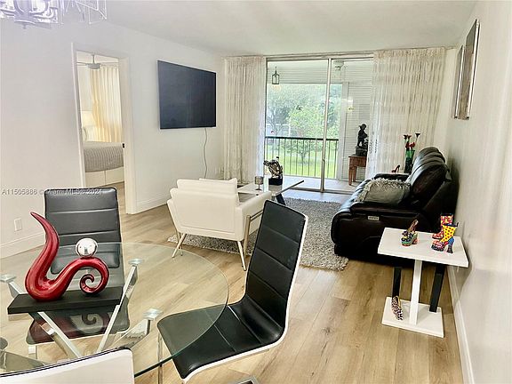 2nd image of 9420 S Hollybrook Lake Dr APT 202