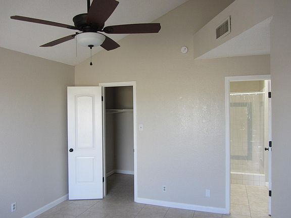 5th image of 11337 Tenaha Ave