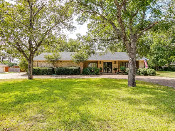 8918 Bellechase Rd, Granbury, TX 76049