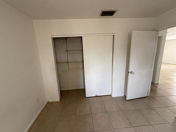3rd image of 5811 Casablanca Ct #5811