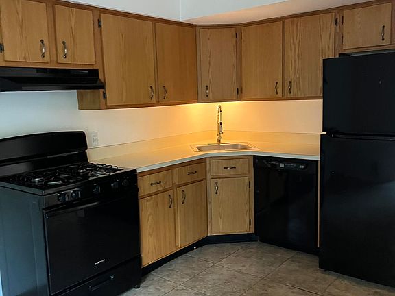 4th image of 1128 Sawmill Rd #148