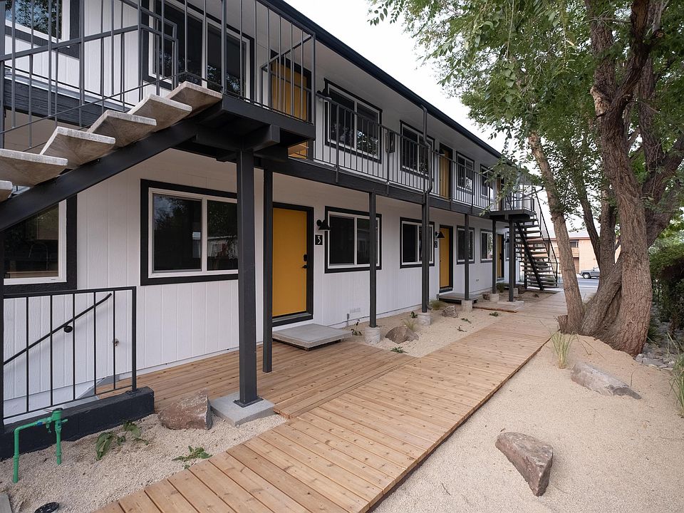 2nd image of 635 Plumas St #11131651