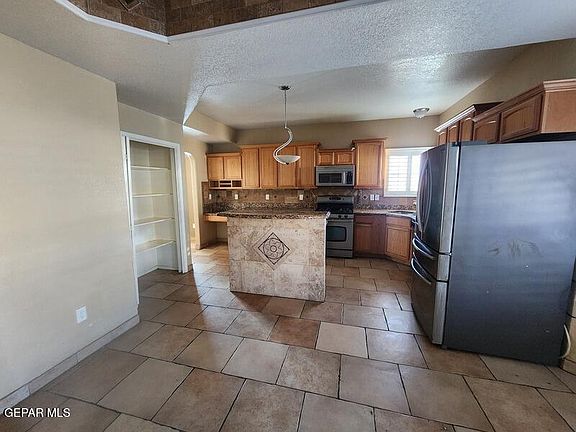 4th image of 13455 Emerald Cove Way