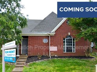 8659 Overcup Oaks Dr, Cordova, TN 38018