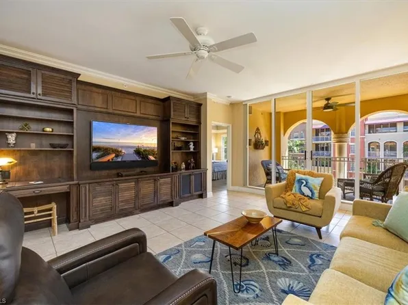 410 Bayfront PL #2407, NAPLES, FL 34102