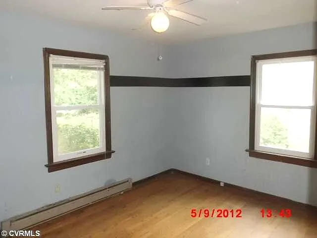 Building Photo - 207 N Fern Ave