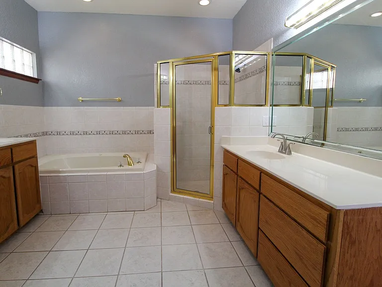 2081 Paseo Del Prado Dr — Photo 22