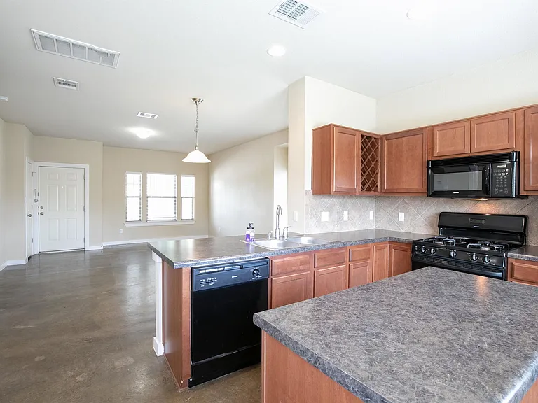 4528 Credo Ln — Photo 37