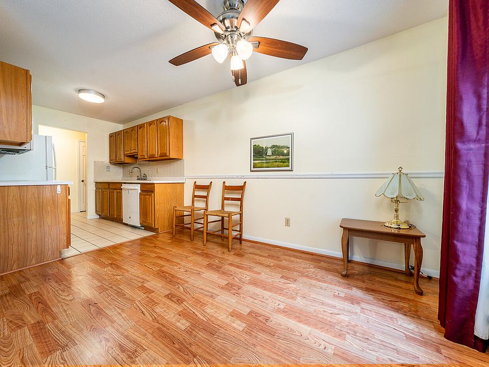 1st image of 432 Old Chatham #308