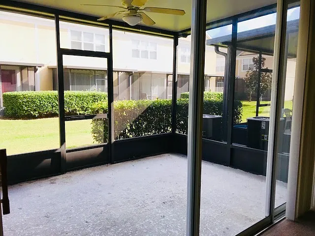 953 Rock Harbor Ave — Photo 11