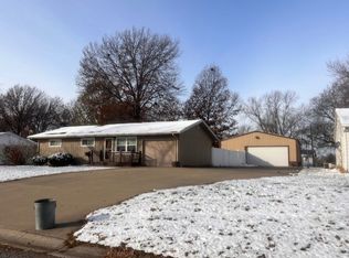 703 N Nettleton St, Cameron, MO 64429