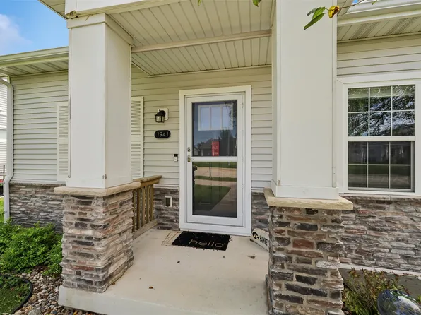 1941 S Warrior Ln, Waukee, IA 50263