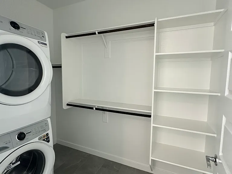 9833 W Sunderland Ave #2 — Photo 4