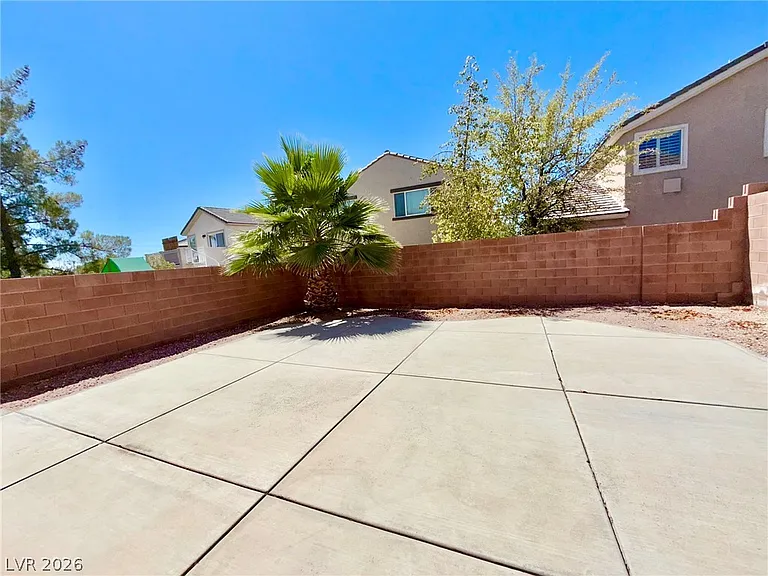 11225 Sandrone Ave — Photo 14