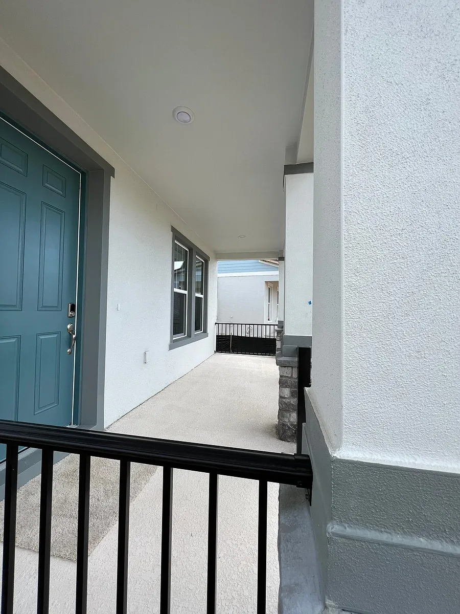 Building Photo - 12091 Bracco St