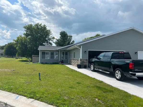 1644 Balsam Ct, Shawano, WI 54166