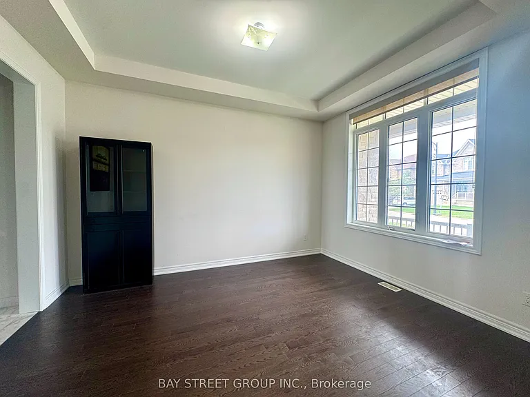 1003 Green St — Photo 9