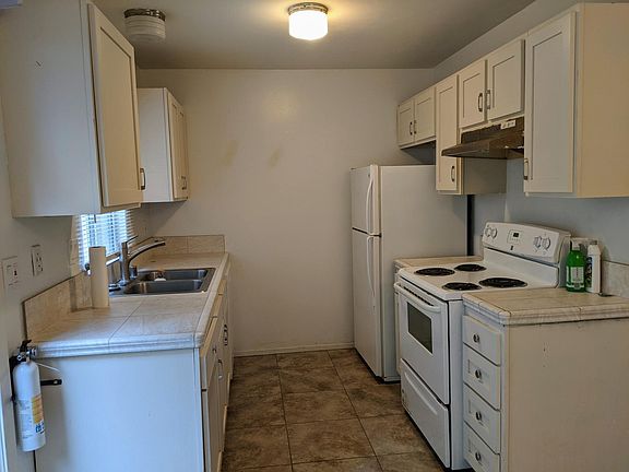 5th image of 129 Grant St #4