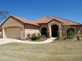 18334 Point Bluff Dr, San Antonio, TX 78258