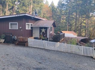 83 Pine St, Mad River, CA 95552