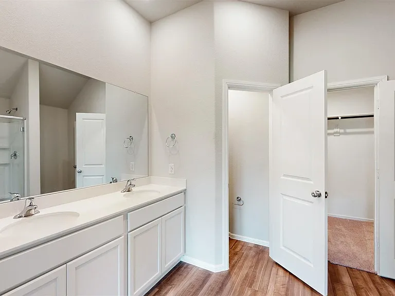 1817 Grassland Dr — Photo 26