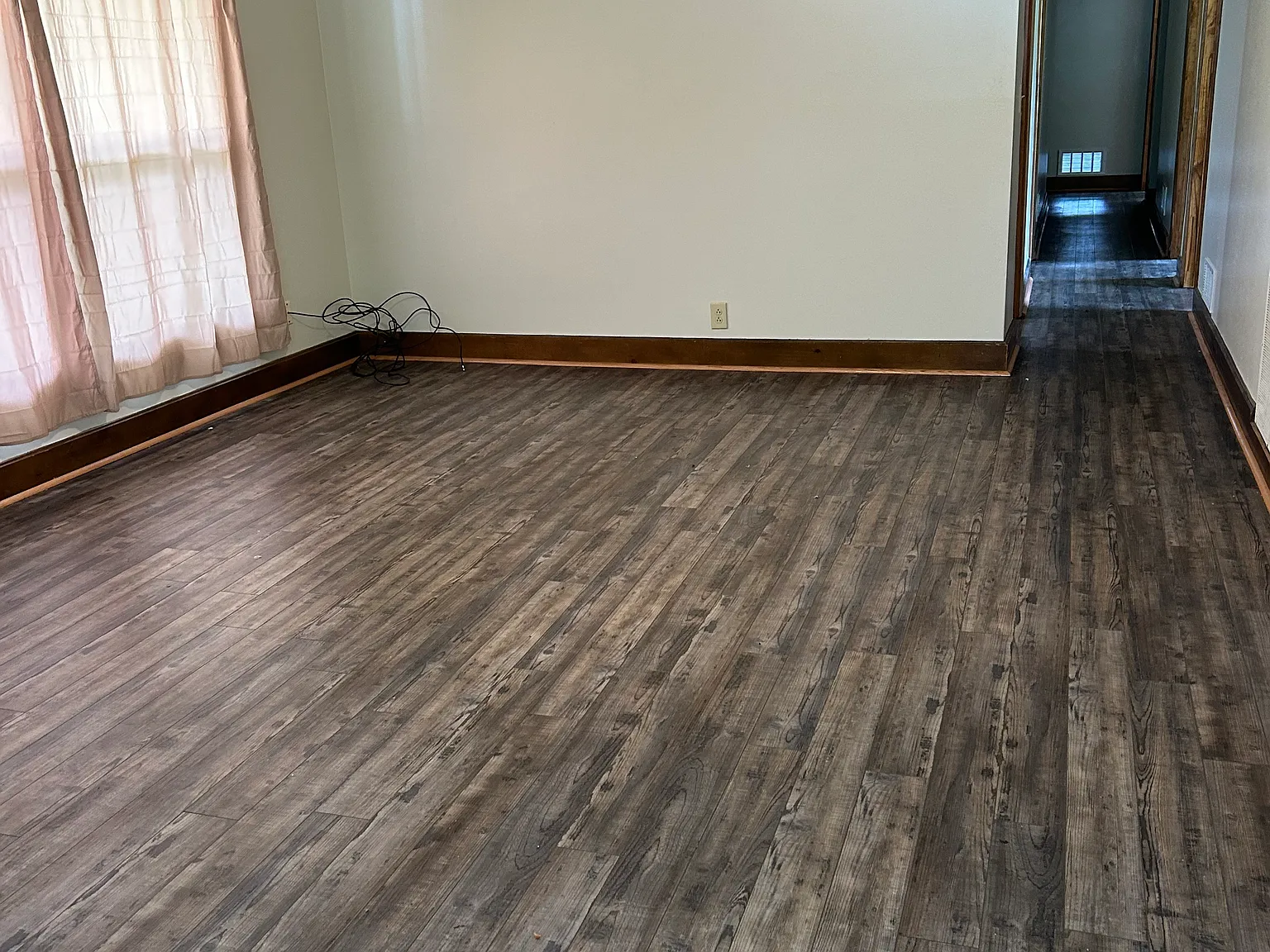 4 bed, 2000 sqft, $2,000 — Photo 3