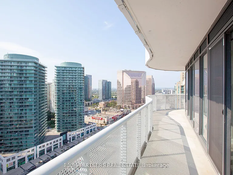 15 Holmes Ave #1704 — Photo 22