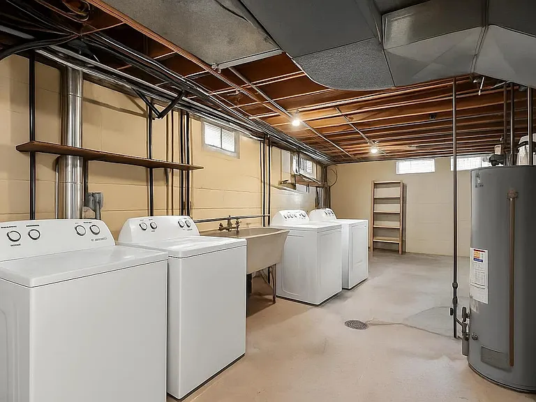 1039 Ridge Rd #B — Photo 11