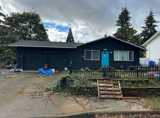 19235 Whitney Ln, Oregon City, OR 97045