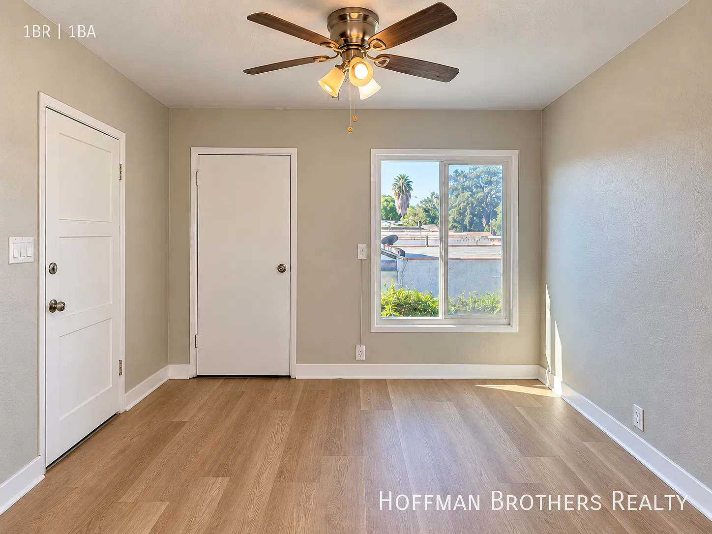 Renovated 2nd-Floor 1BR Near Expo/Crenshaw Metro with Appliances Included! — Photo 1