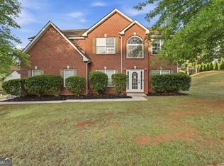 4968 Locherby Dr, Fairburn, GA 30213