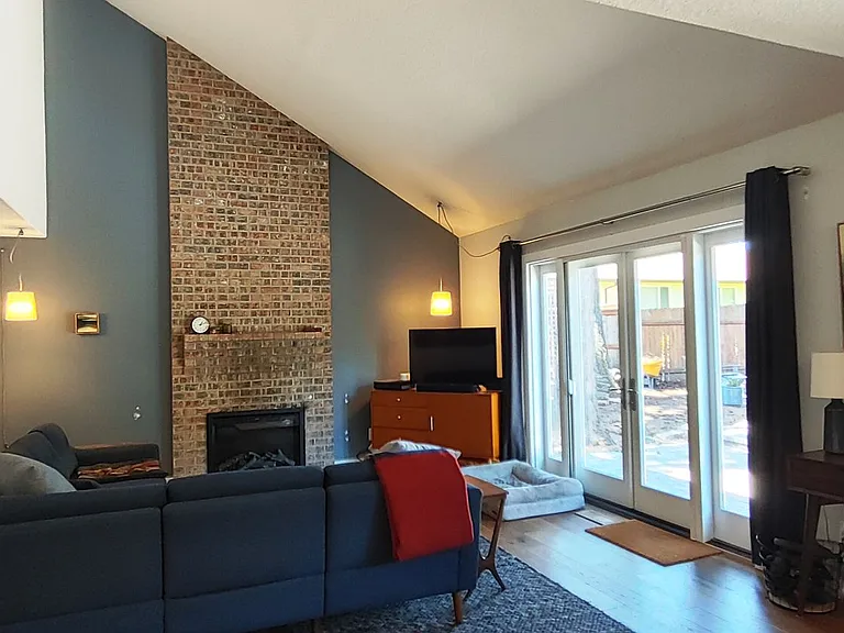 16505 NW Joscelyn St — Photo 8