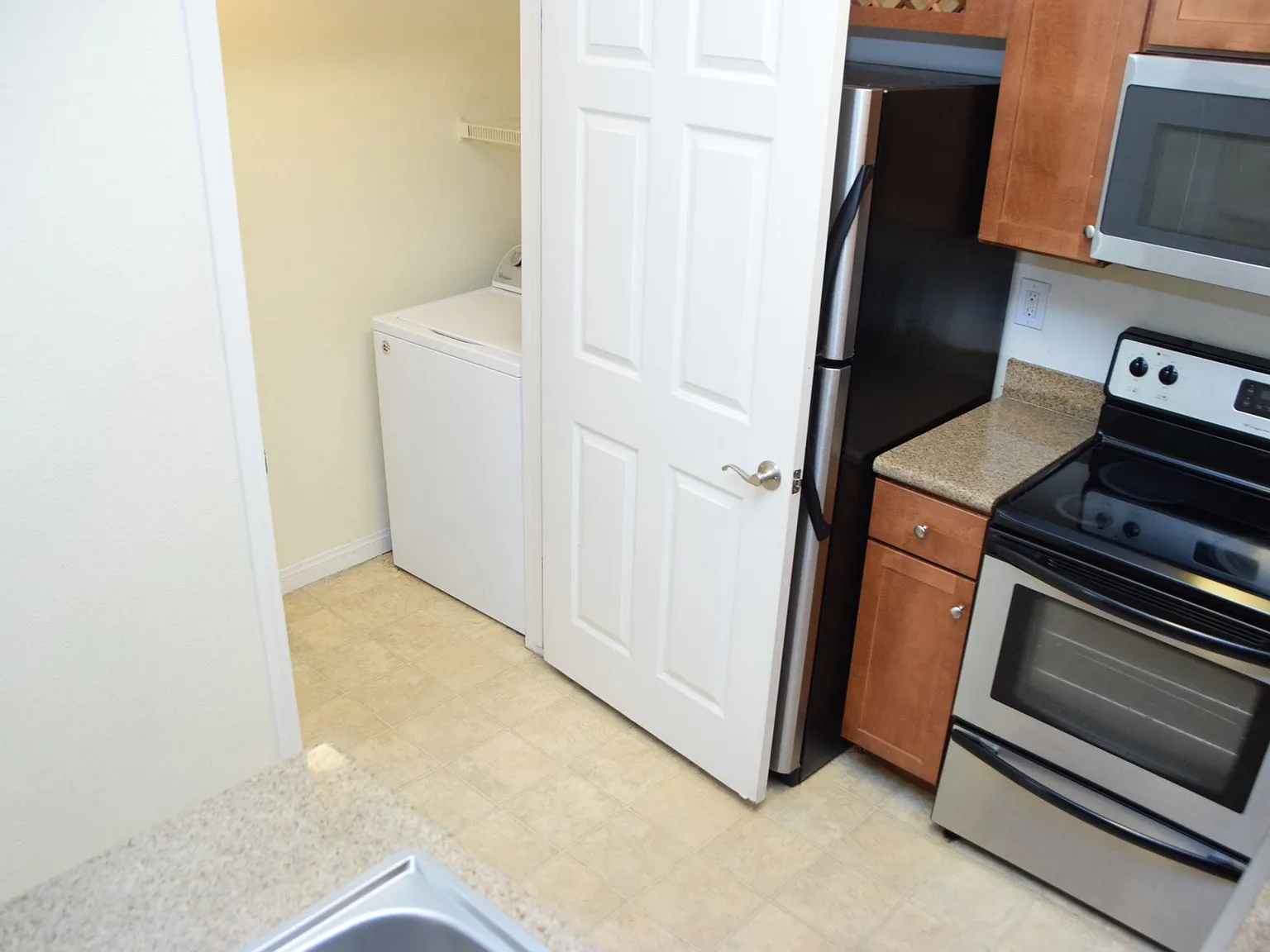 4400 S. Jones Blvd. #2087 — Photo 3