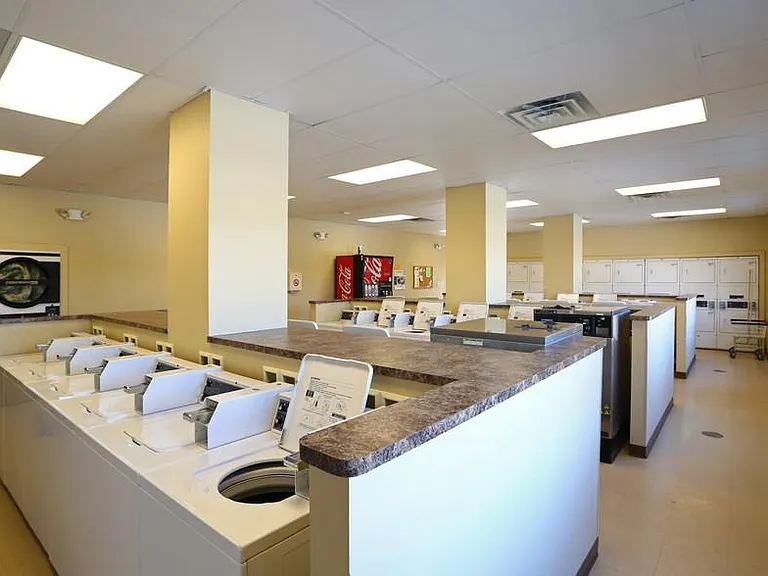 Willow Brooke Apartments — Photo 19