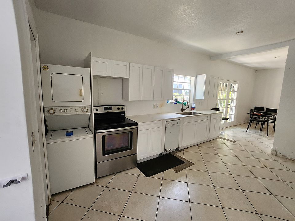 1st image of 1625 NW 8th Ter