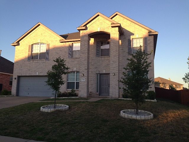 1st image of 2704 Logan Dr