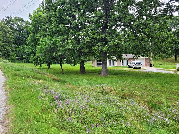 3rd image of 26200 S 520 Rd