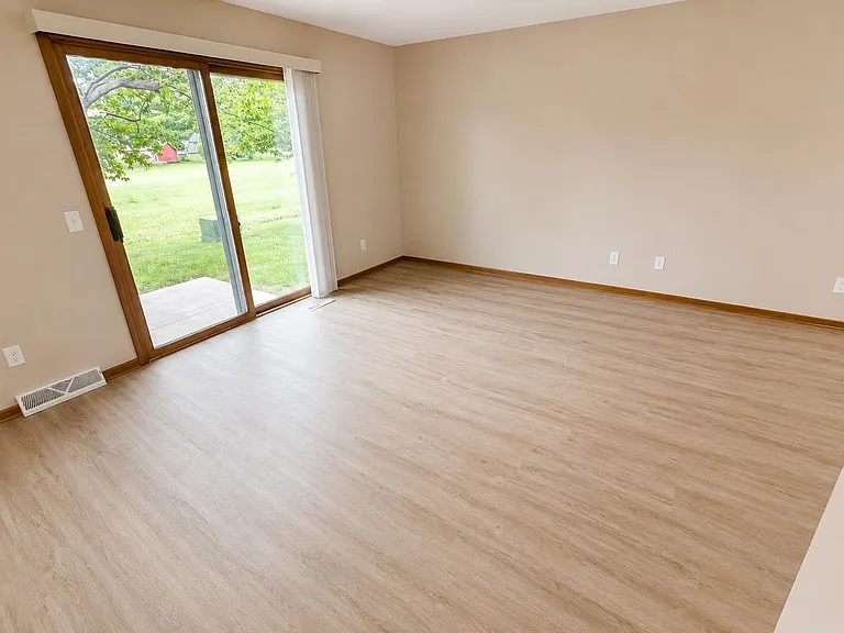 210 Swanton Rd — Photo 4