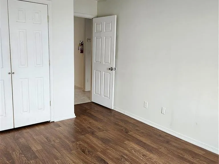 216 Gastel Cir #6 — Photo 7