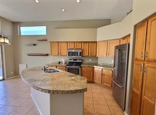 923 E Aquarius Pl, Chandler, AZ 85249