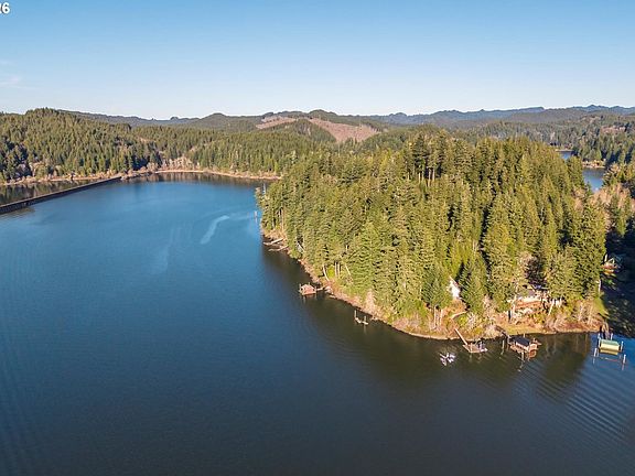 3rd image of 72294 Potlatch Rd