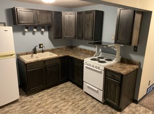 132 Lincoln Ave, Shelton, NE 68876