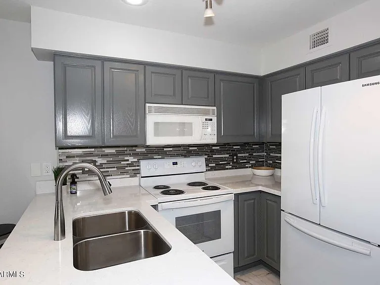 10080 E Mountainview Lake Dr #330 — Photo 13