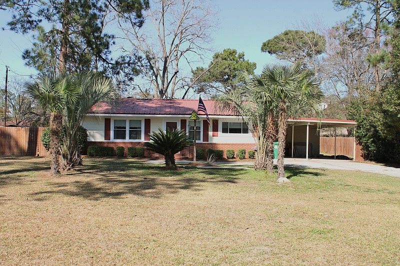 1st image of 200 Highland Heights Dr