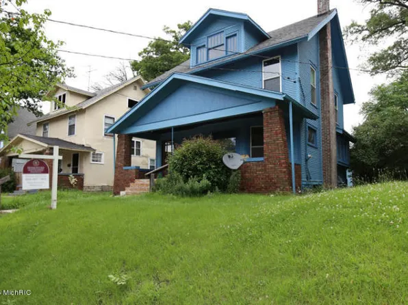 1728 Madison Ave SE, Grand Rapids, MI 49507