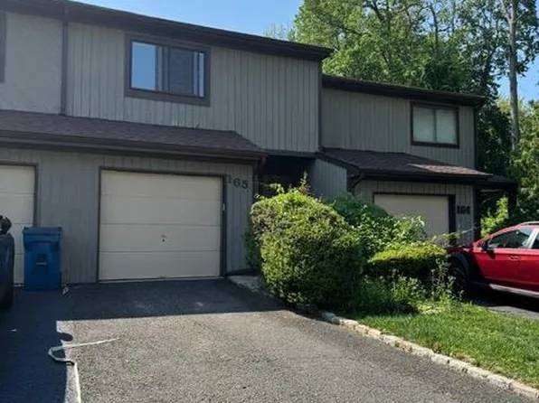 165 Penn Ct, Matawan, NJ 07747