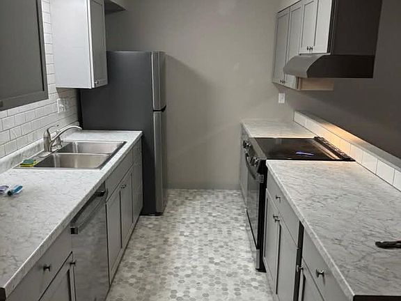 2nd image of 1705 Kimball Ave #1707