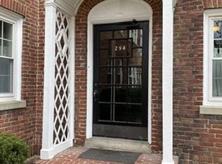 294 Main St APT 15, Wakefield, MA 01880